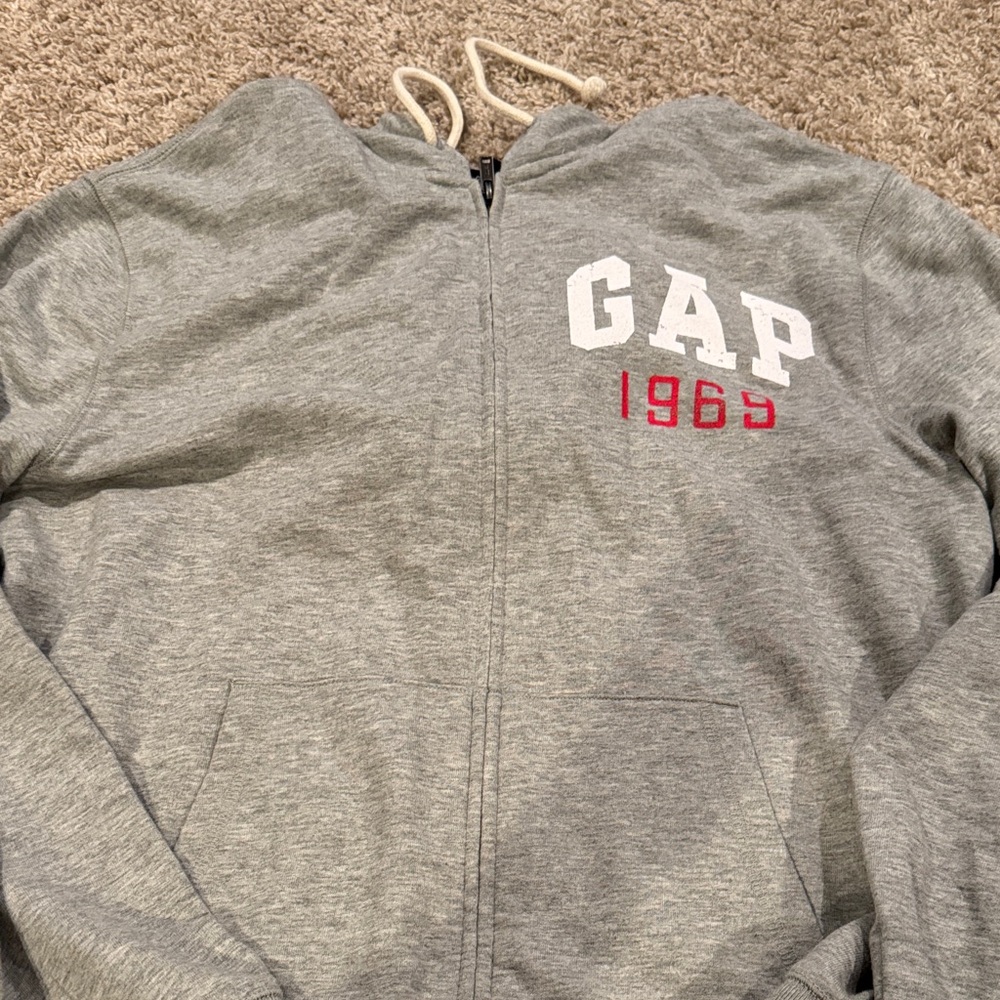 GAP Heather Gray zip Hoodie with Red Accents
